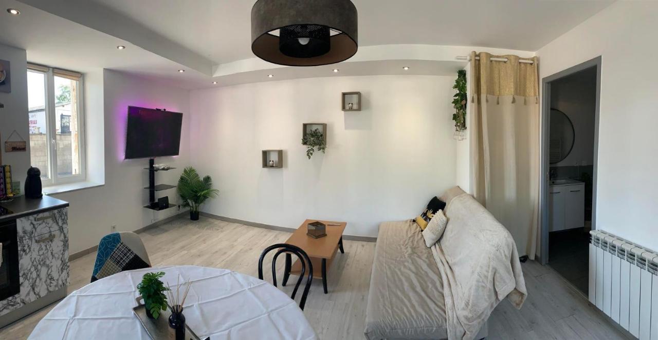 T2 Cosy Matelas 5* / Ecran Plat Qled Mâcon Eksteriør billede
